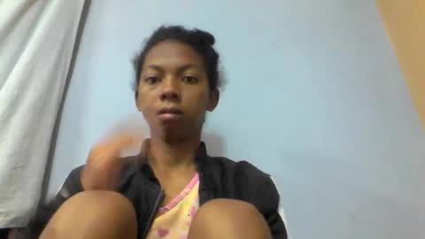 sarah146341 online show from December 19, 6:27 am