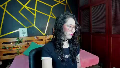 Sarah online show from July 2, 1:50 pm