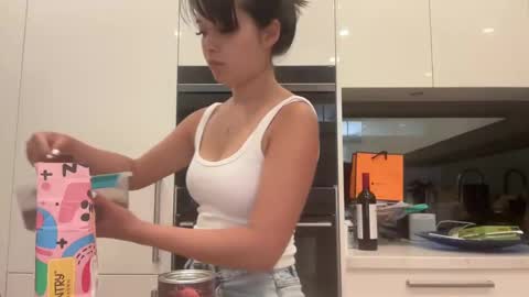 Sarah Heart Aus online show from January 9, 12:57 am