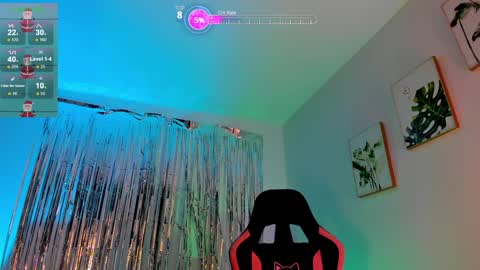 INSTAGRAM...sarah22 p online show from December 22, 3:22 am