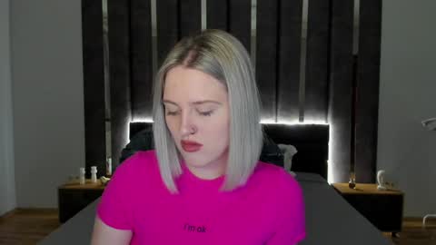 Sarah online show from January 4, 12:48 am