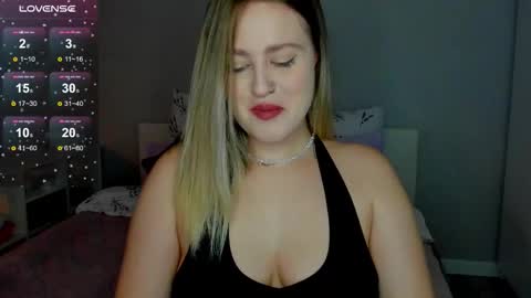 Sarah online show from October 2, 12:59 am