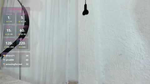 sarah_temptation online show from May 16, 12:13 am