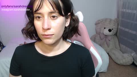 Snapshot of sarahdressler chatting on January 9, 2:11 am sarahdressler online show from January 9, 2:11 am