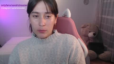 Snapshot of sarahdressler chatting on February 2, 3:21 am sarahdressler online show from February 2, 3:21 am