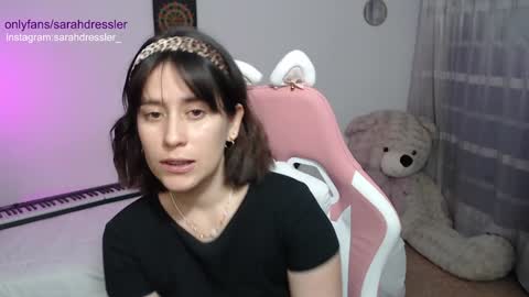 Snapshot of sarahdressler chatting on January 26, 1:41 am sarahdressler online show from January 26, 1:41 am
