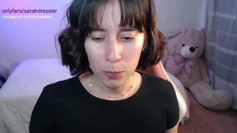 Snapshot of sarahdressler chatting on December 8, 3:21 am sarahdressler online show from December 8, 3:21 am