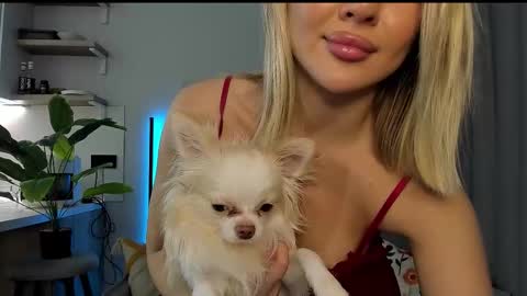 Snapshot of sarahphyllis chatting on October 16, 9:39 pm sarahphyllis online show from October 16, 9:39 pm