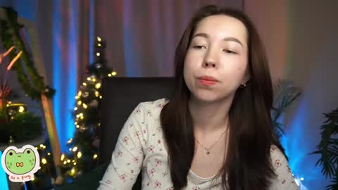 Snapshot of sarahson chatting on December 19, 6:01 am Schnappi online show from December 19, 6:01 am