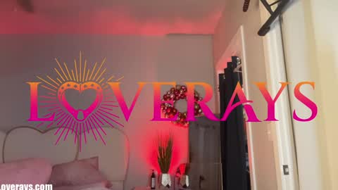 saraloverays online show from November 4, 4:06 am