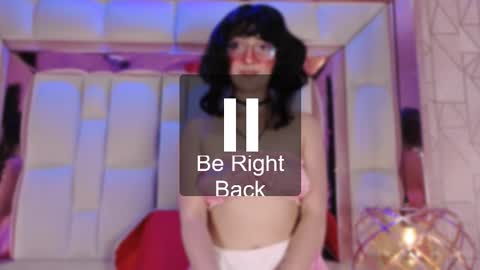 sara  online show from March 28, 8:36 am