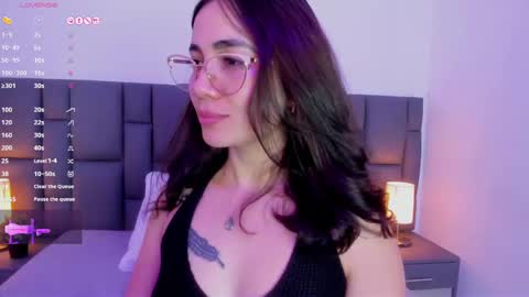 Sara online show from October 3, 4:12 pm