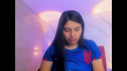 sarastonesx online show from April 18, 7:33 am