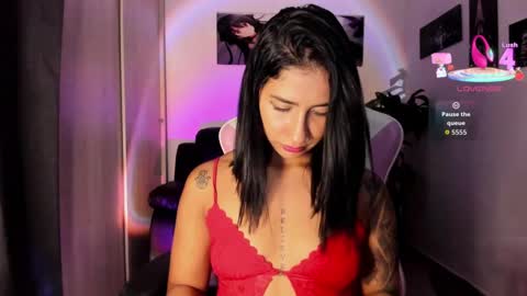 Snapshot of saratukkerr chatting on September 13, 5:04 am saratukkerr online show from September 13, 5:04 am