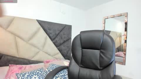      online show from November 13, 1:59 am