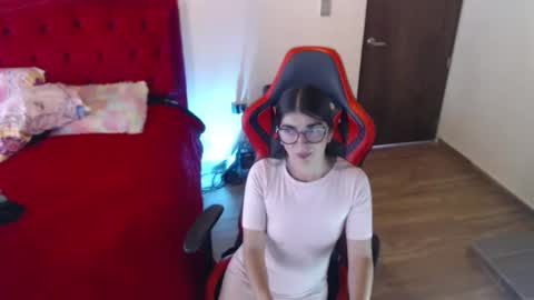 saray online show from March 14, 9:05 pm