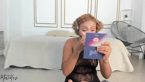 Snapshot of saray_mardez chatting on October 7, 12:42 pm Saray Mardez online show from October 7, 12:42 pm