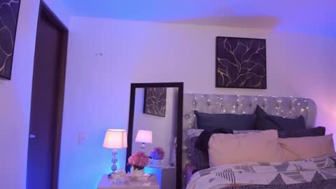 sarha online show from October 9, 4:33 pm