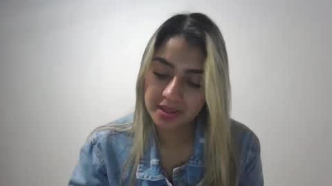 Snapshot of sarissmunera chatting on March 9, 5:55 am sarissmunera online show from March 9, 5:55 am