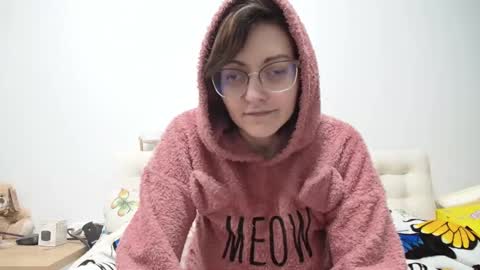 sarraboots online show from January 15, 7:20 pm