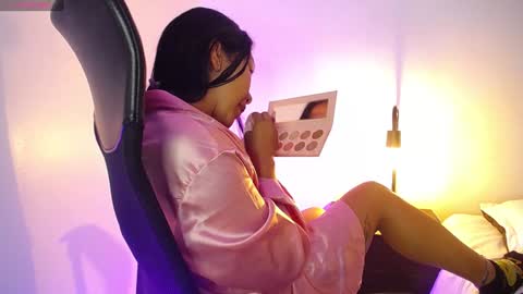 Sasha Brattz online show from January 14, 7:17 am