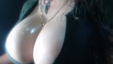 Snapshot of sasha_multiorgasmic chatting on January 16, 8:57 pm sasha online show from January 16, 8:57 pm