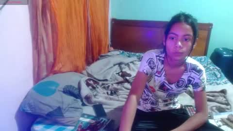 sasha_raven online show from June 17, 2:35 am