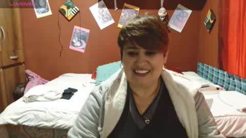 S A S H A R O S E online show from October 9, 3:05 pm