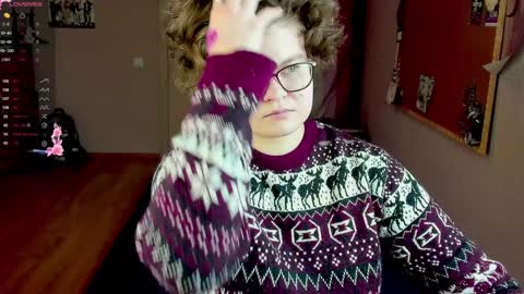 Snapshot of sashy_way chatting on January 3, 4:48 pm .Alexandra online show from January 3, 4:48 pm