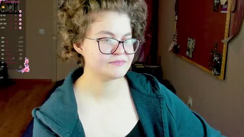 Snapshot of sashy_way chatting on December 4, 10:08 pm .Alexandra online show from December 4, 10:08 pm