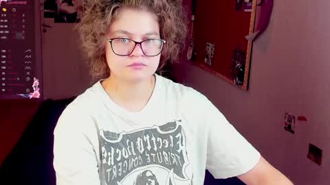Snapshot of sashy_way chatting on January 11, 8:11 am .Alexandra online show from January 11, 8:11 am