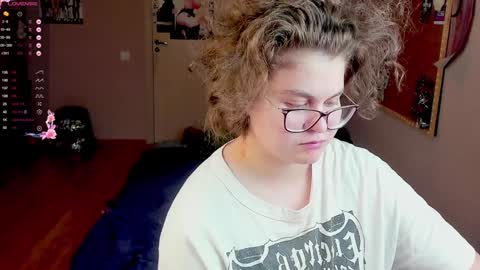 Snapshot of sashy_way chatting on January 25, 5:37 pm .Alexandra online show from January 25, 5:37 pm