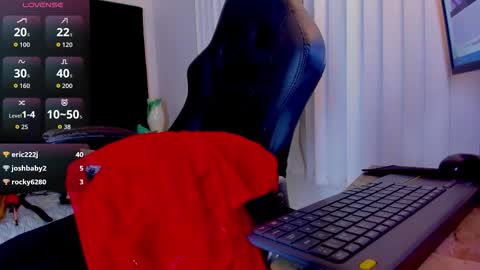 saskiagrendel online show from March 13, 1:18 am