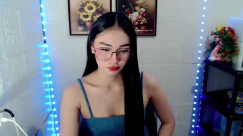 Snapshot of sassychixx699 chatting on October 12, 8:55 pm Arci online show from October 12, 8:55 pm