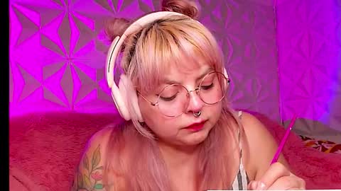 Gina George online show from February 1, 1:59 am