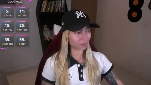 Snapshot of saucy_jenn1 chatting on September 27, 5:47 am I AM JENN online show from September 27, 5:47 am