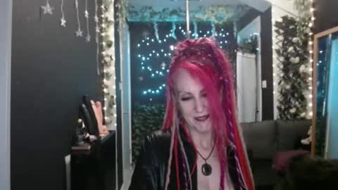 SaucySky online show from November 28, 7:28 pm