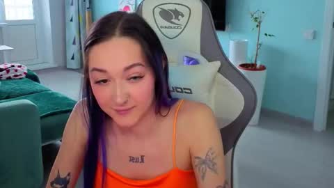 Ariel online show from March 20, 4:50 am