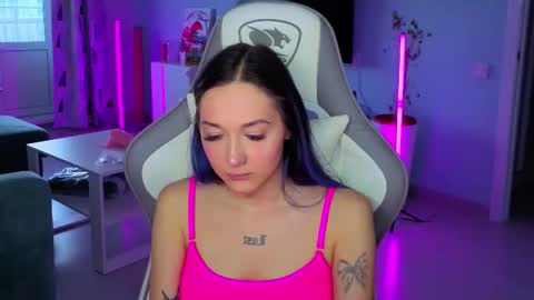 Ariel online show from February 19, 2:11 am