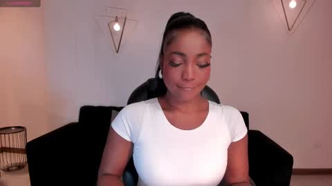 S a v a n n a h  online show from September 9, 2:06 pm