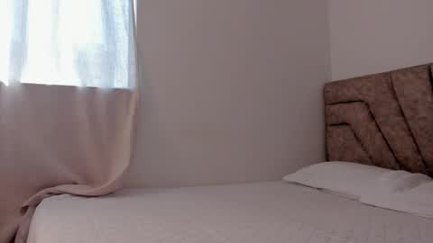 Savannahwildee online show from February 14, 12:51 pm