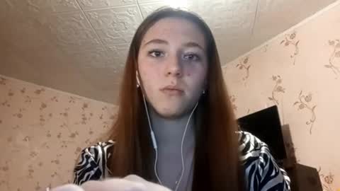 Sophie online show from September 19, 3:22 pm