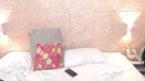 savory_pussy18 online show from February 1, 12:37 pm