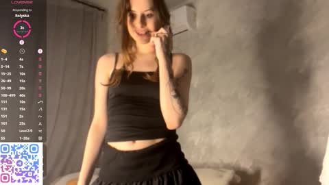 Snapshot of say_hi_emotions chatting on October 30, 1:41 am Kate online show from October 30, 1:41 am