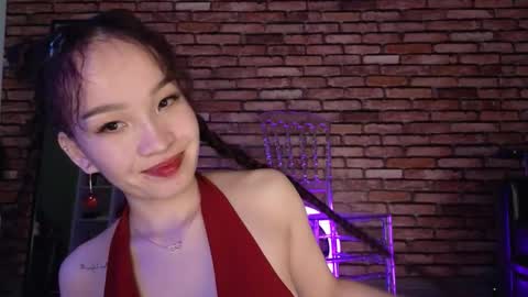 Saya online show from November 9, 10:05 pm