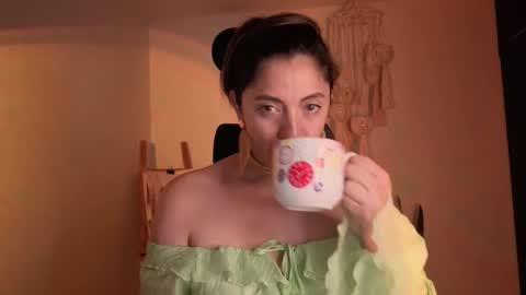 Venus online show from November 10, 5:30 pm