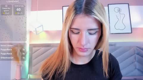 scarlet__rossi online show from July 2, 3:23 am