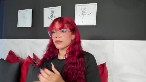 Snapshot of scarlet_castro chatting on September 29, 11:48 am Scarlet online show from September 29, 11:48 am