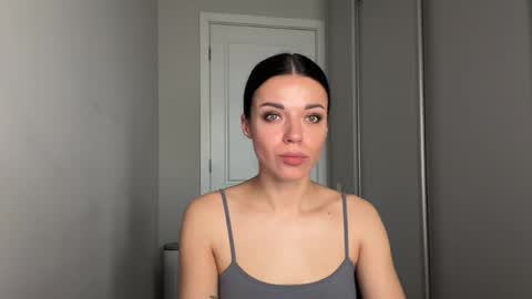 Sophie online show from April 21, 7:04 am