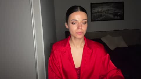 Sophie online show from June 19, 9:24 am